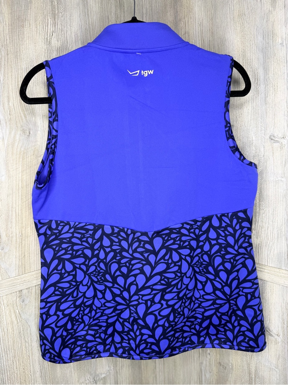 Women’s Golf Vest by The Golf Warehouse - Picture 4 of 6